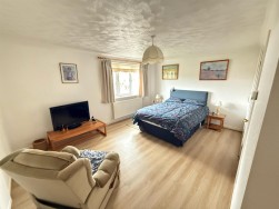 Kings Road, Llandybie, Ammanford