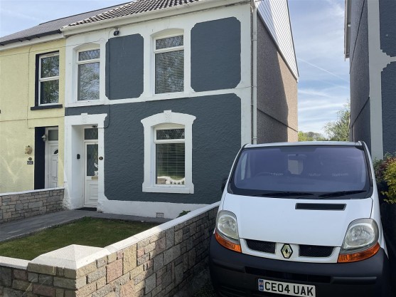 Heol Rhyd Ddu Fach, Cwmllynfell, Swansea