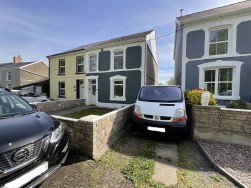 Heol Rhyd Ddu Fach, Cwmllynfell, Swansea