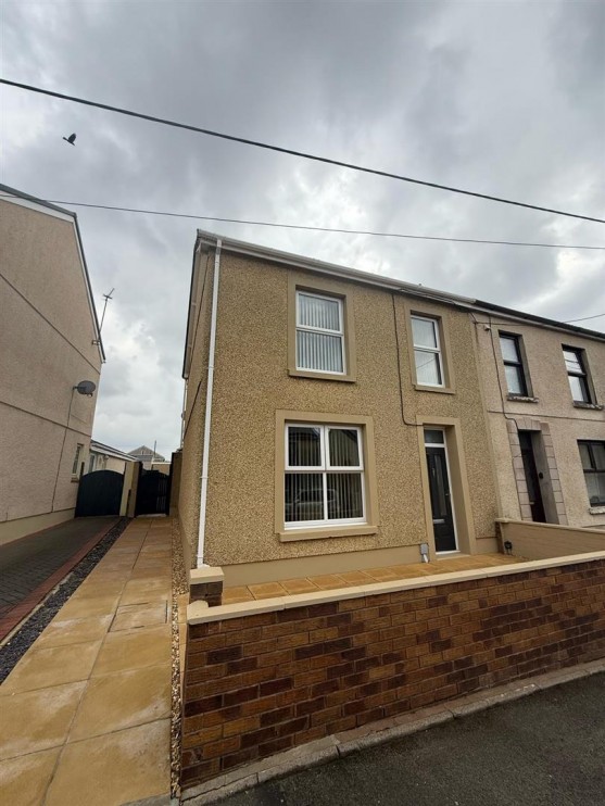 Barry Road, Lower Brynamman, Ammanford