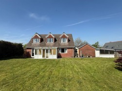 Parklands Road, Ammanford