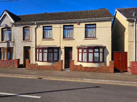 College Street, Ammanford