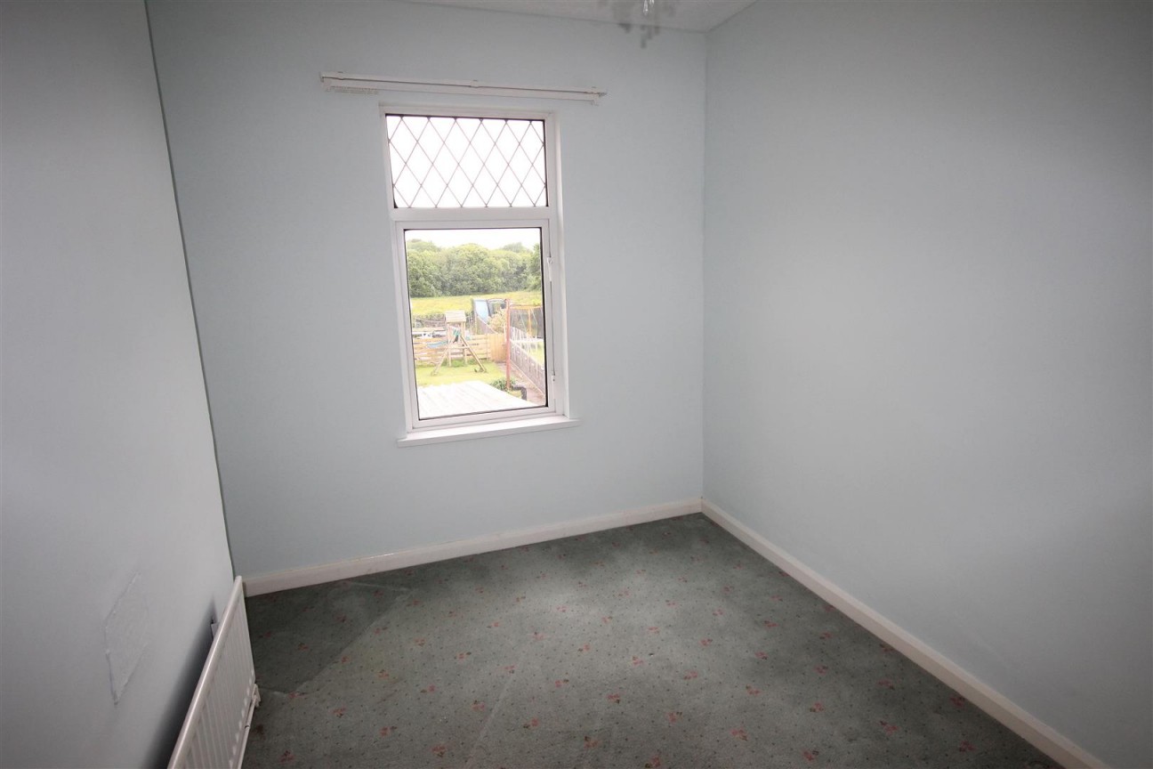 Maes Y Berllan, Ammanford