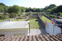 Maes Y Berllan, Ammanford