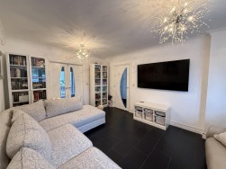 Parc Nant Y Felin, Ammanford