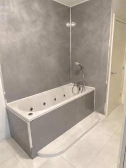 Parc Nant Y Felin, Ammanford
