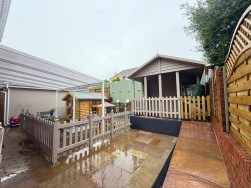 Parc Nant Y Felin, Ammanford