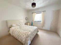 Iscennen Road, Ammanford