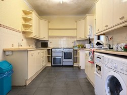 Iscennen Road, Ammanford