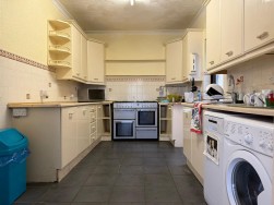 Iscennen Road, Ammanford