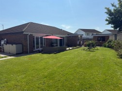 Llwyn Y Bryn, Ammanford