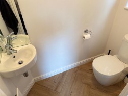 Clos Maes Rhedyn, Gorslas, Llanelli