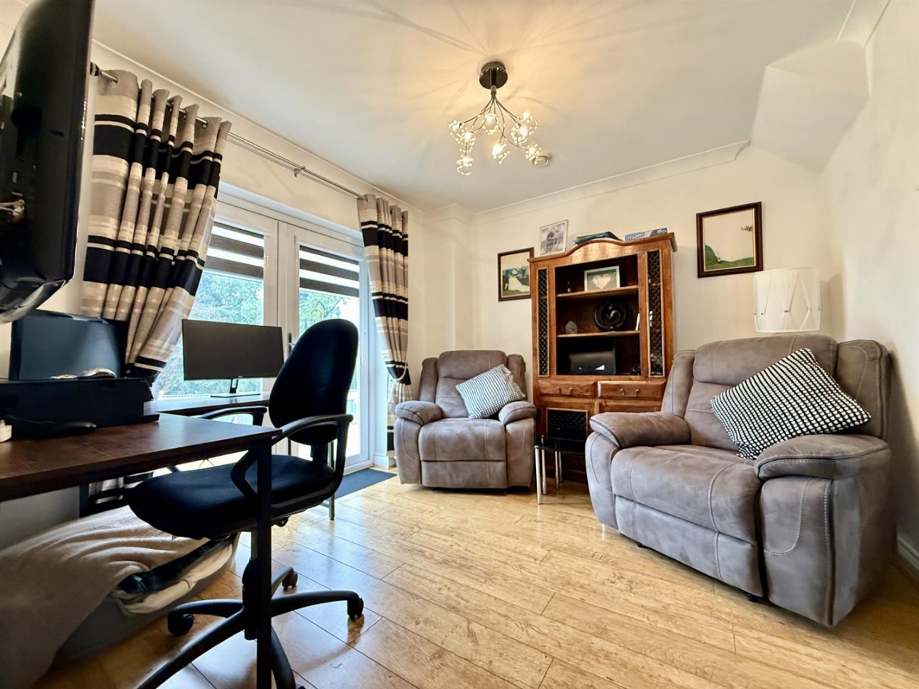 Henfelin, Garnant, Ammanford