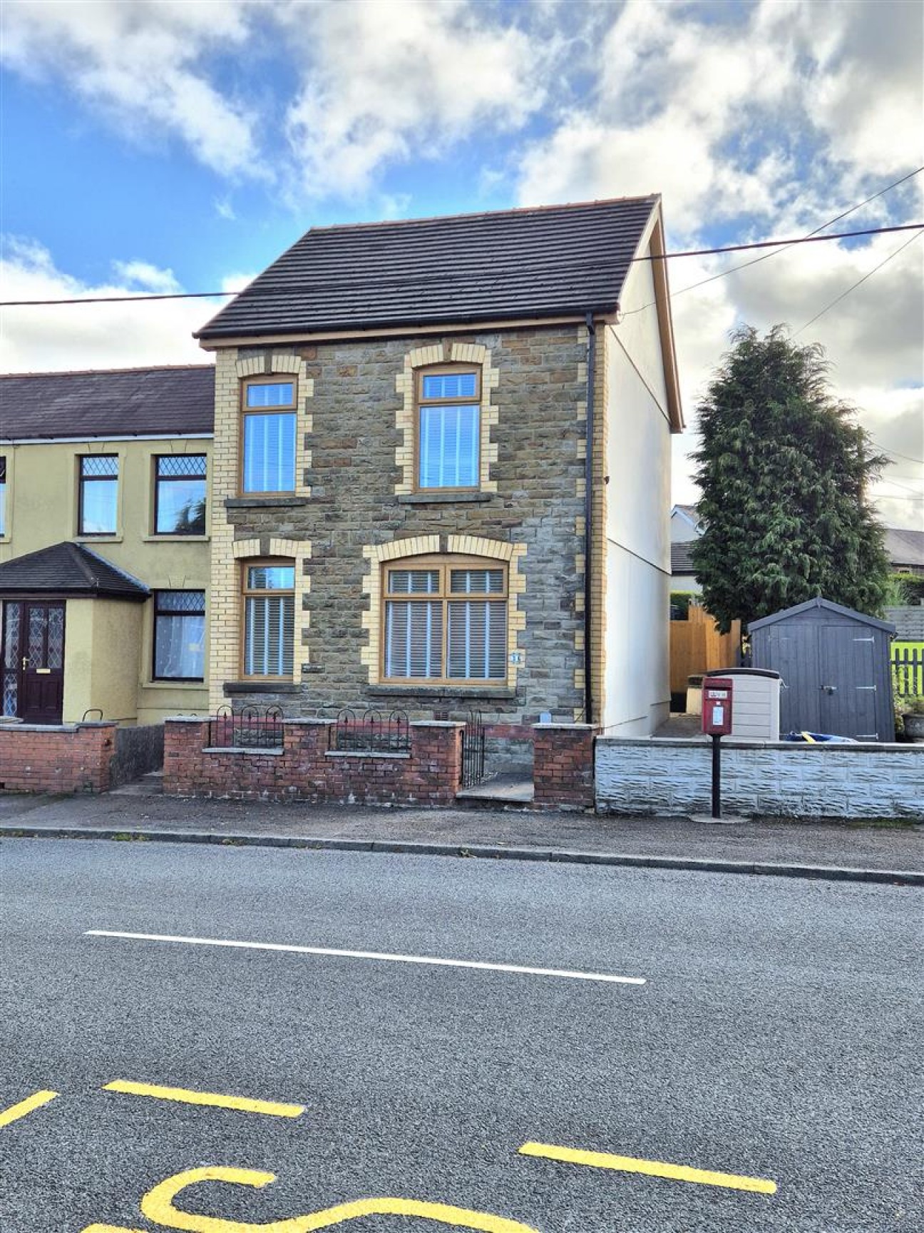 Penygroes Road, Caerbryn, Ammanford