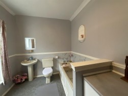 Heol Y Gors, Cwmgors, Ammanford