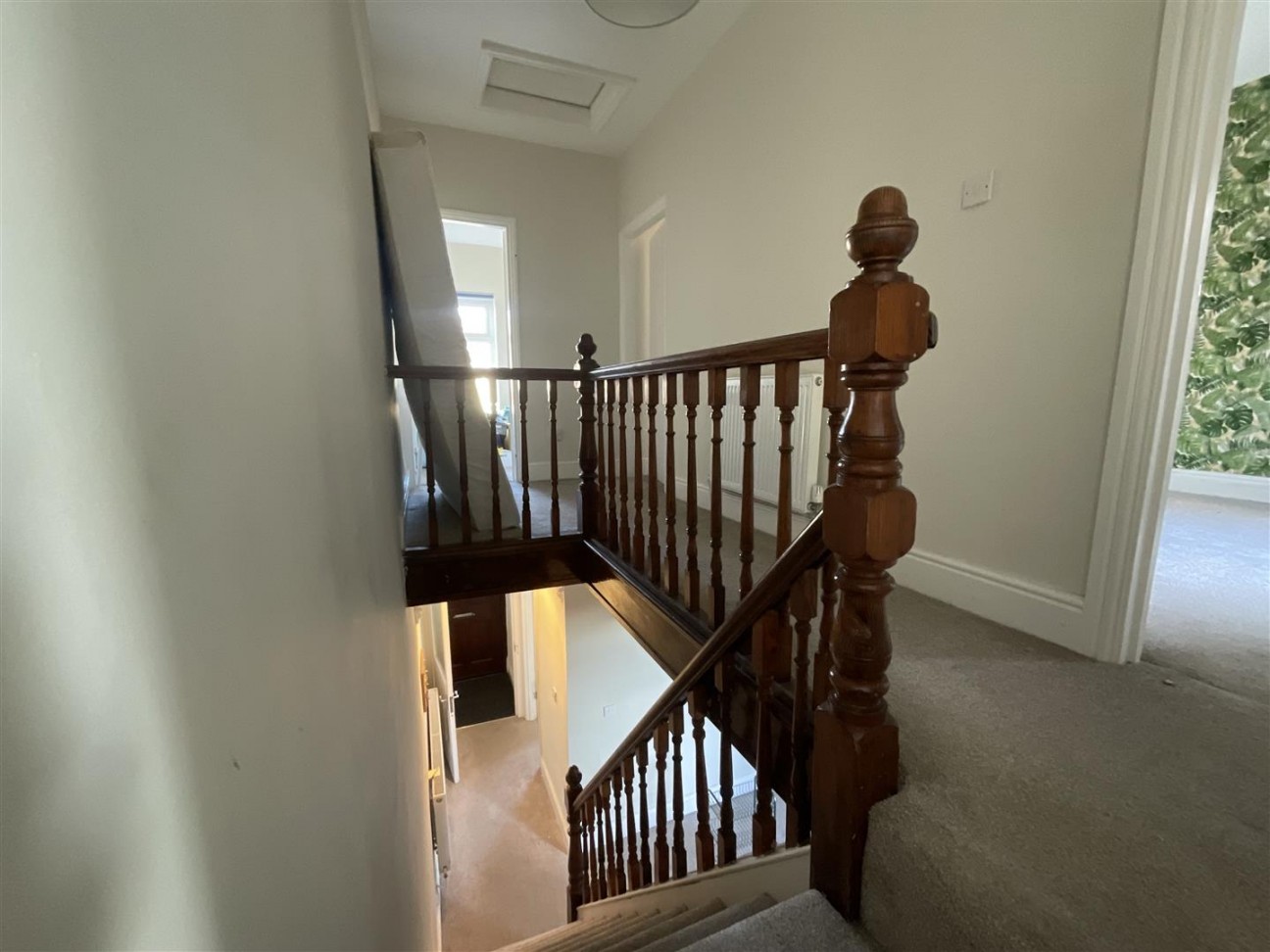 Heol Cae Gurwen, Gwaun Cae Gurwen, Ammanford