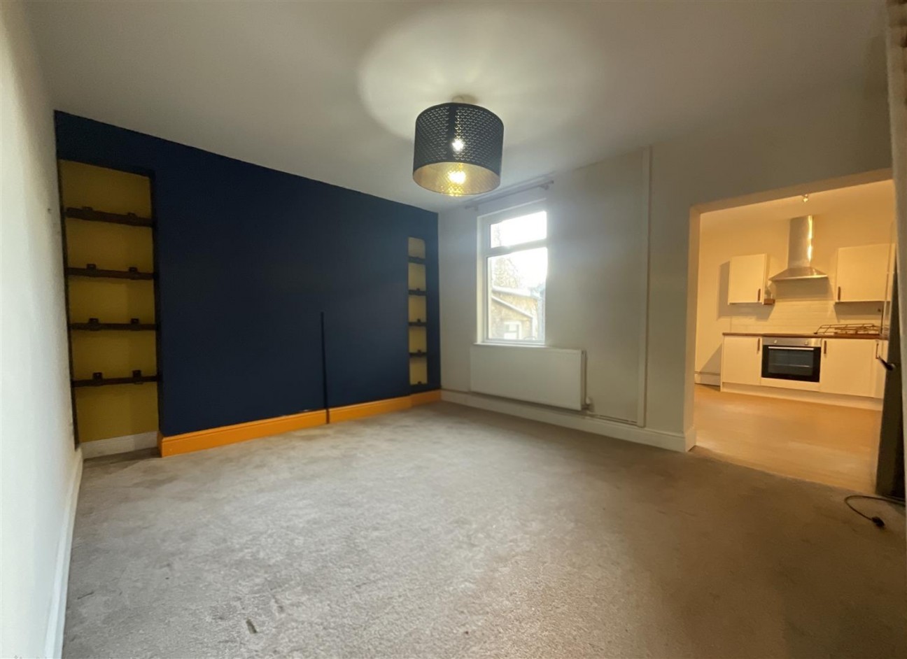 Heol Cae Gurwen, Gwaun Cae Gurwen, Ammanford