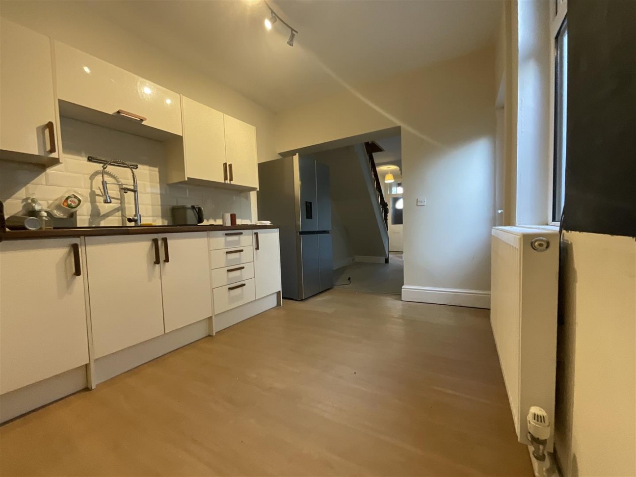 Heol Cae Gurwen, Gwaun Cae Gurwen, Ammanford