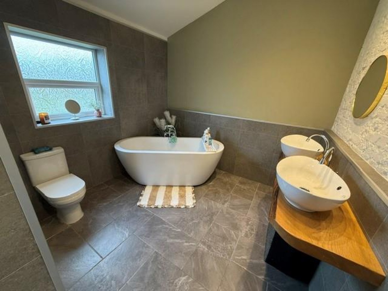 Heol Y Felin, Ammanford