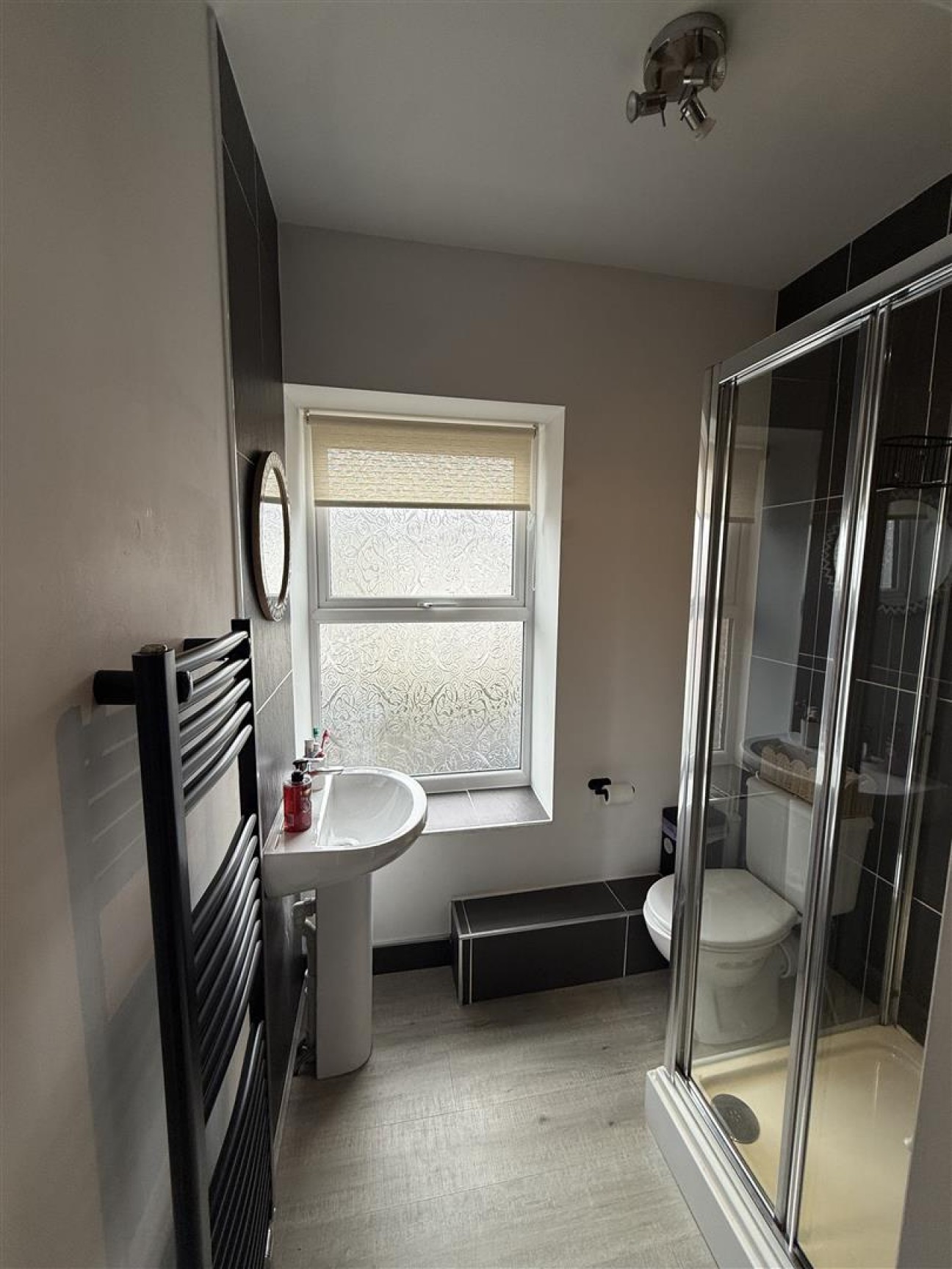 Heol Y Felin, Ammanford