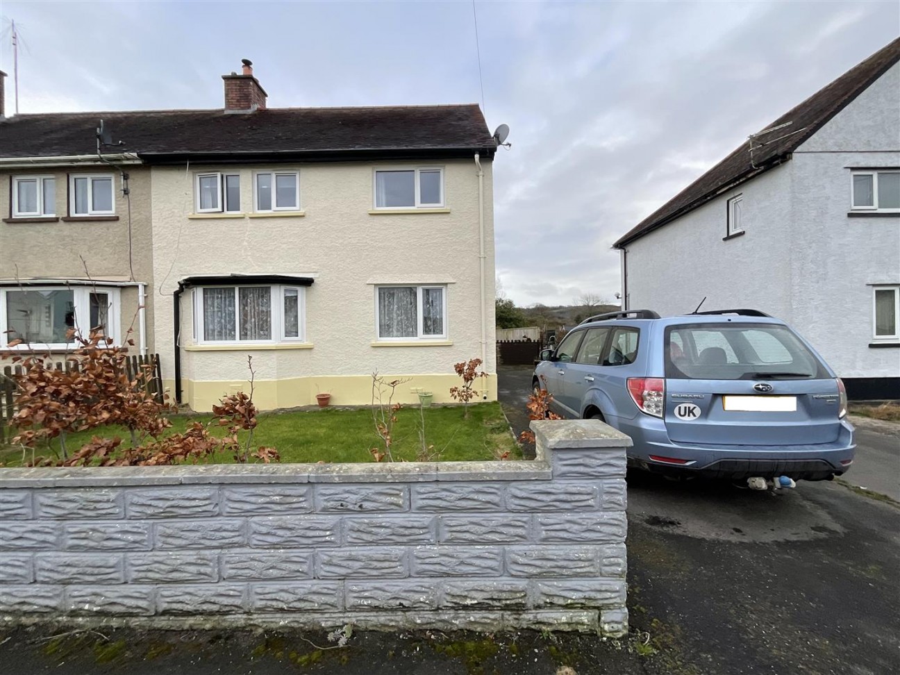 Maesglas, Llandovery