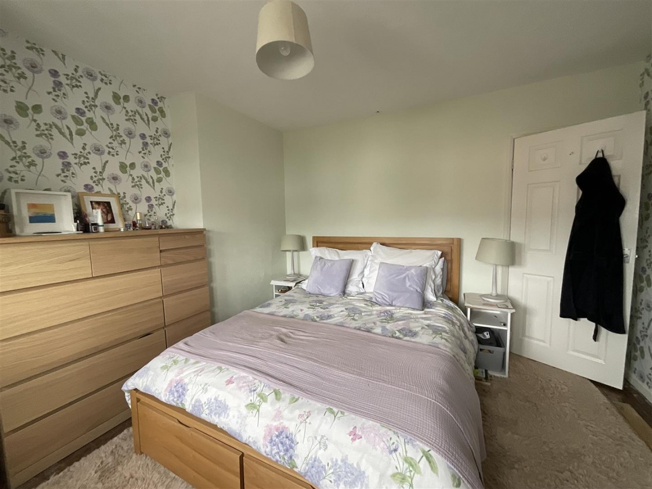 Maesglas, Llandovery