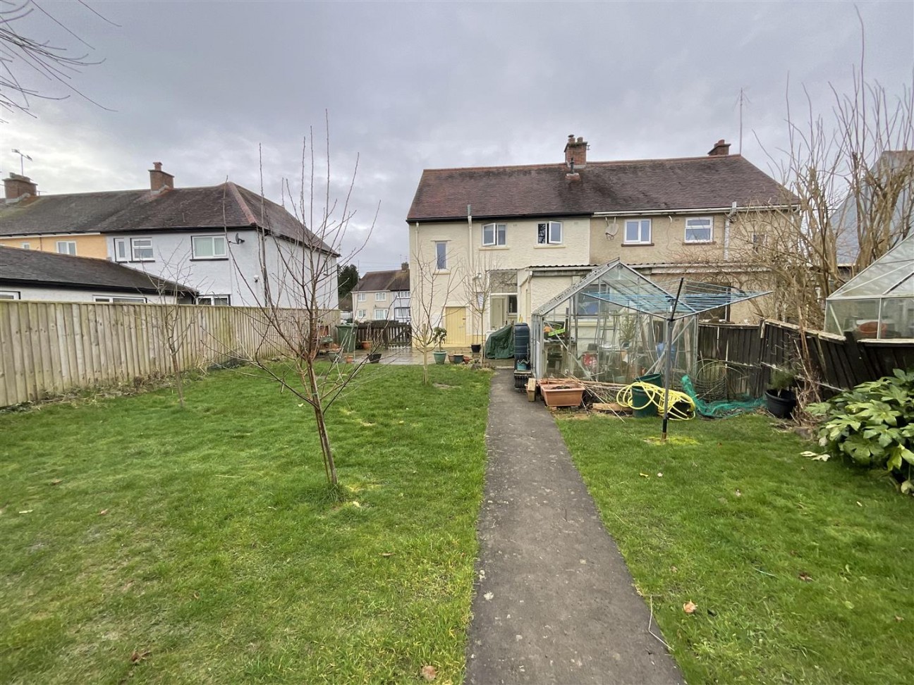 Maesglas, Llandovery