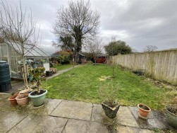 Maesglas, Llandovery