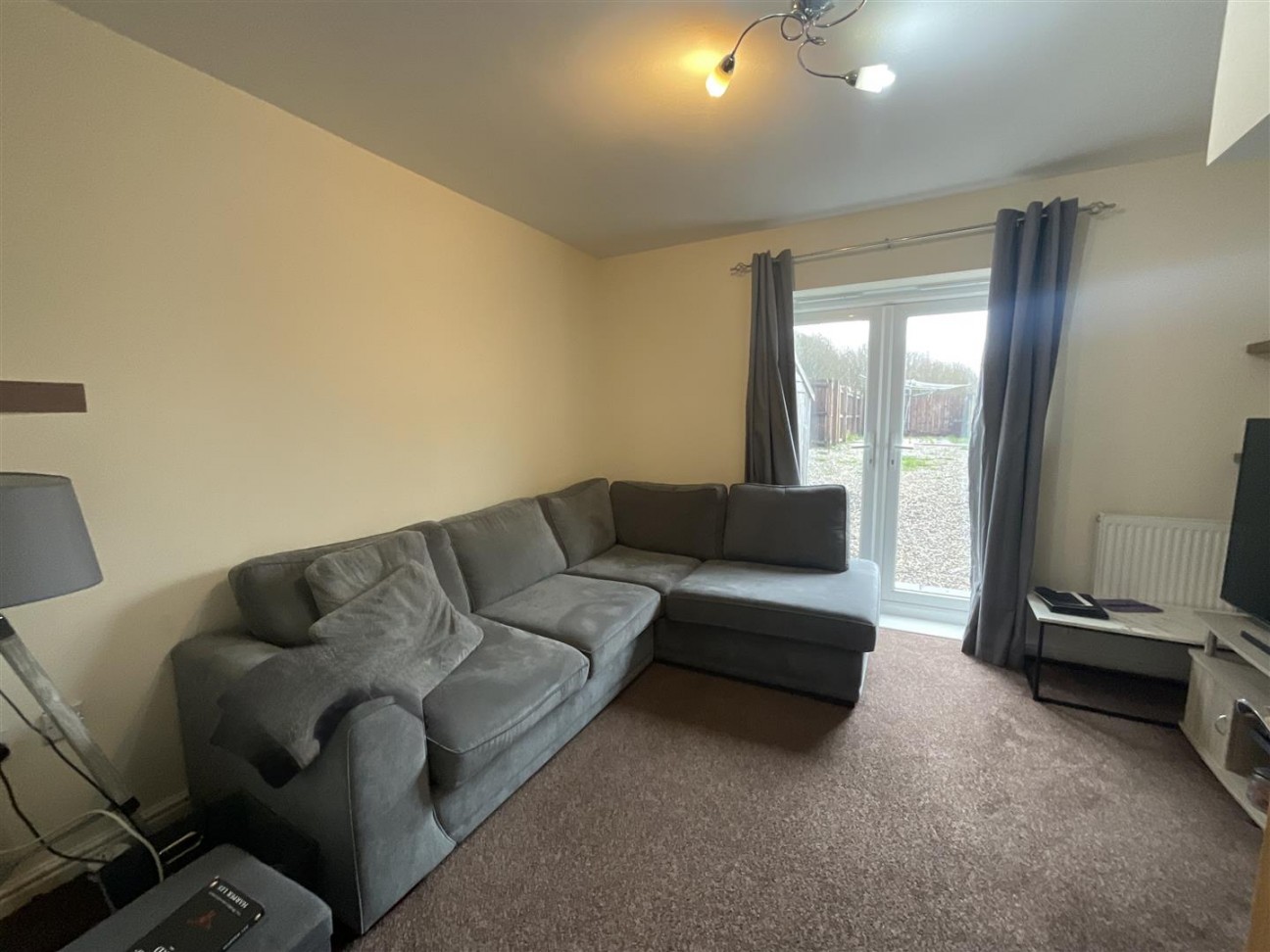 Clos Ael-Y-Bryn, Penygroes, Llanelli