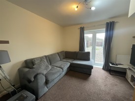 Clos Ael-Y-Bryn, Penygroes, Llanelli