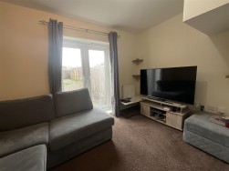 Clos Ael-Y-Bryn, Penygroes, Llanelli