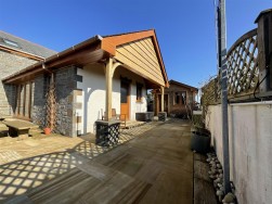 Blaenau Road, Llandybie, Ammanford