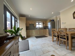 Yr Hafod, Saron, Ammanford