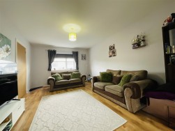 Heol Y Parc, Cefneithin, Llanelli