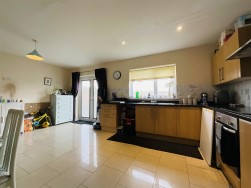 Heol Y Parc, Cefneithin, Llanelli