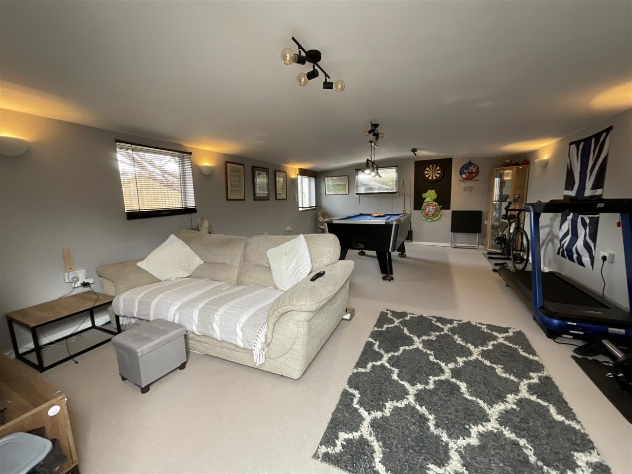 Neuadd Road, Gwaun Cae Gurwen, Ammanford