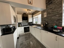 Neuadd Road, Gwaun Cae Gurwen, Ammanford