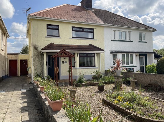 Heol Myrddin, Ffairfach, Llandeilo