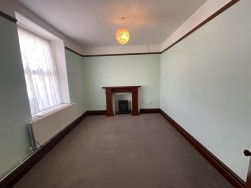 Heol Cae Gurwen, Gwaun Cae Gurwen, Ammanford