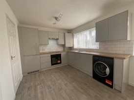 Parc Bryn Rhos, Glanamman, Ammanford