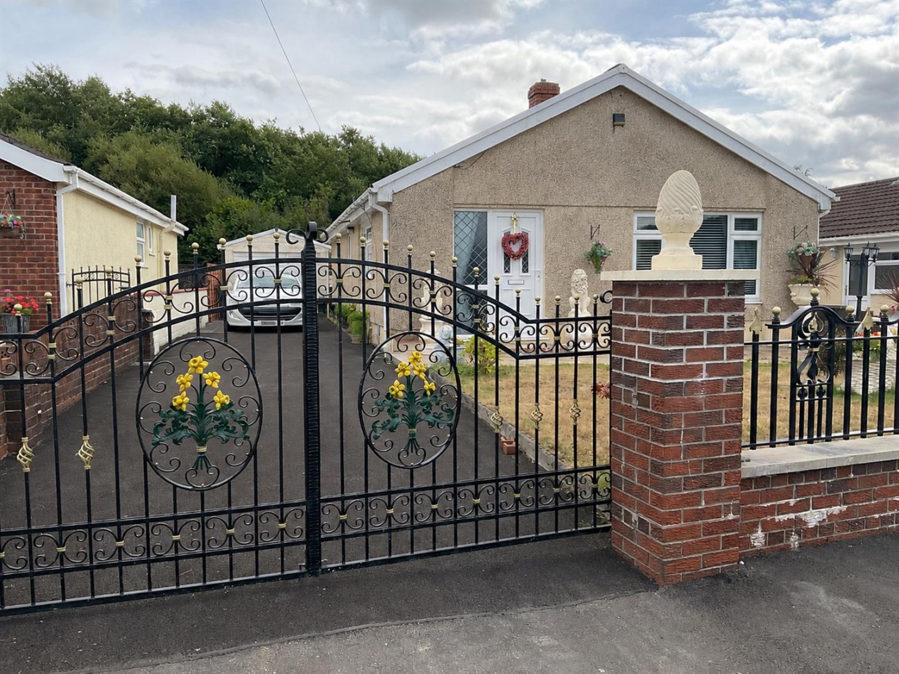 Grovehill Park, Gorslas, Llanelli