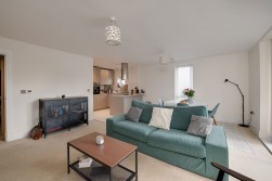 Andover Road, Winchester, SO22 6FB
