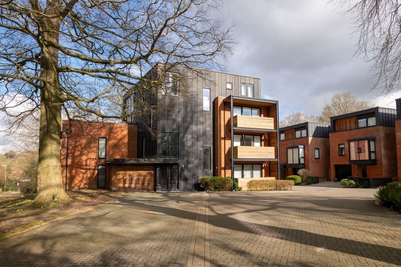 Andover Road, Winchester, SO22 6FB