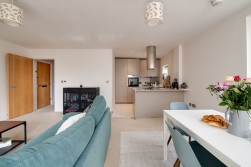 Andover Road, Winchester, SO22 6FB