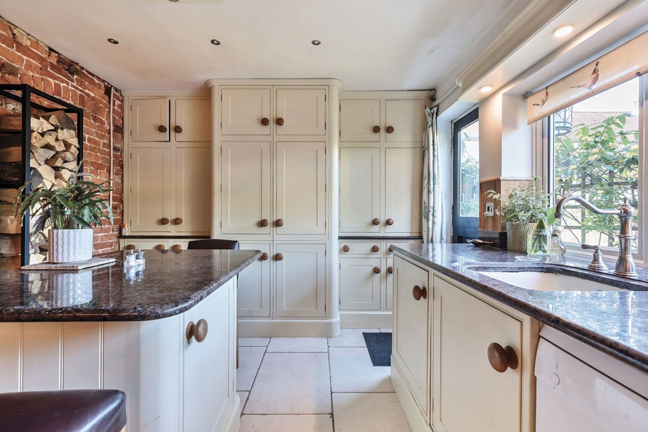 West Tytherley, SP5