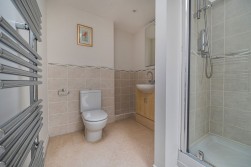 Kings Crescent, Winchester, SO22