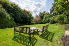 Kings Crescent, Winchester, SO22