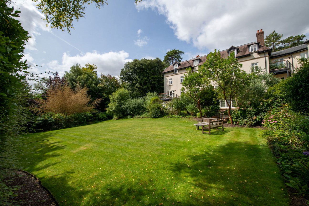 Kings Crescent, Winchester, SO22