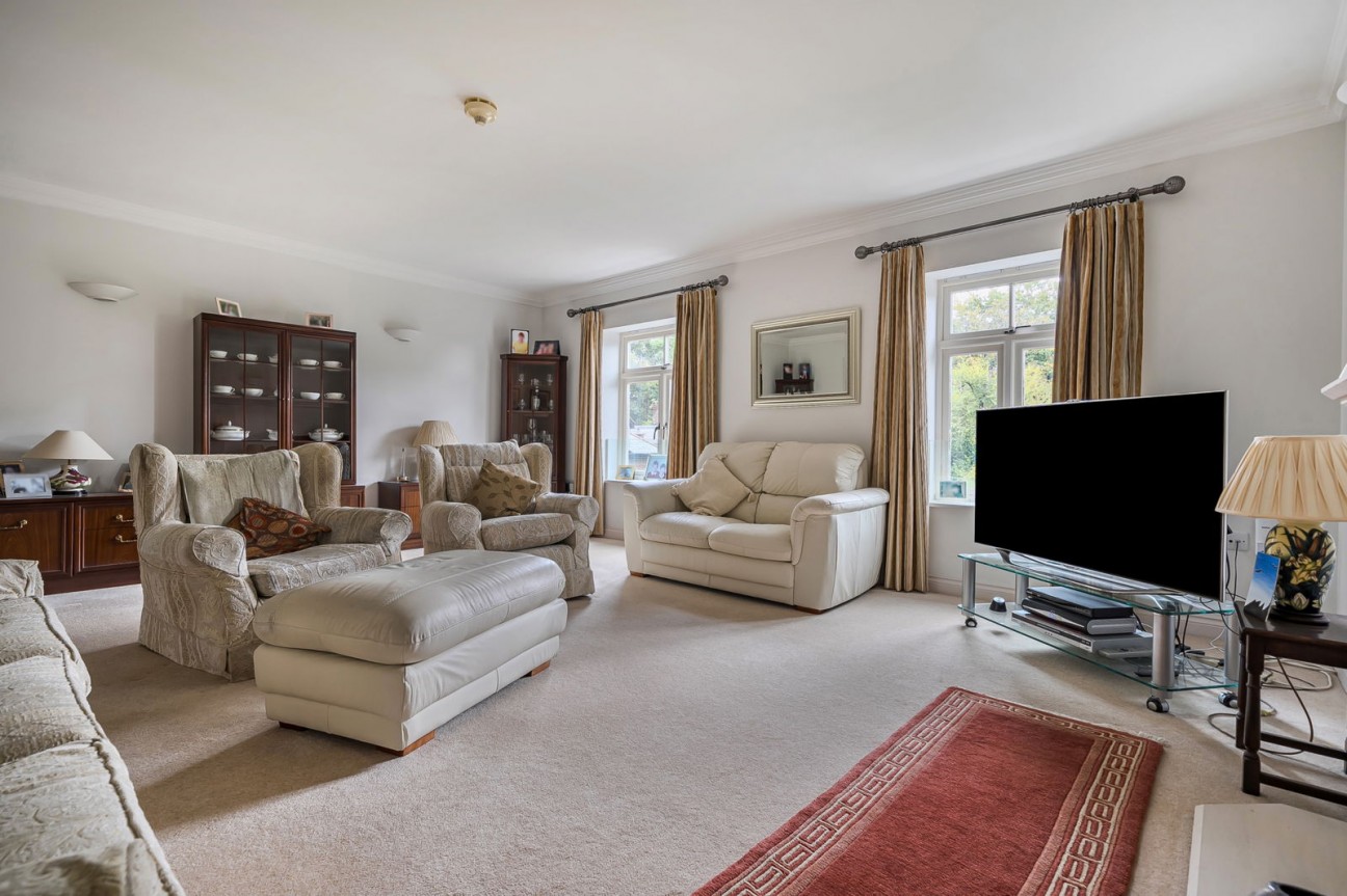 Kings Crescent, Winchester, SO22