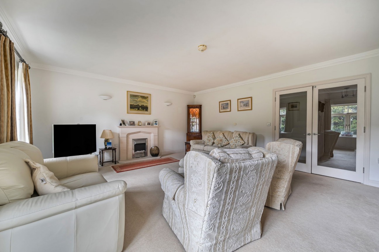 Kings Crescent, Winchester, SO22